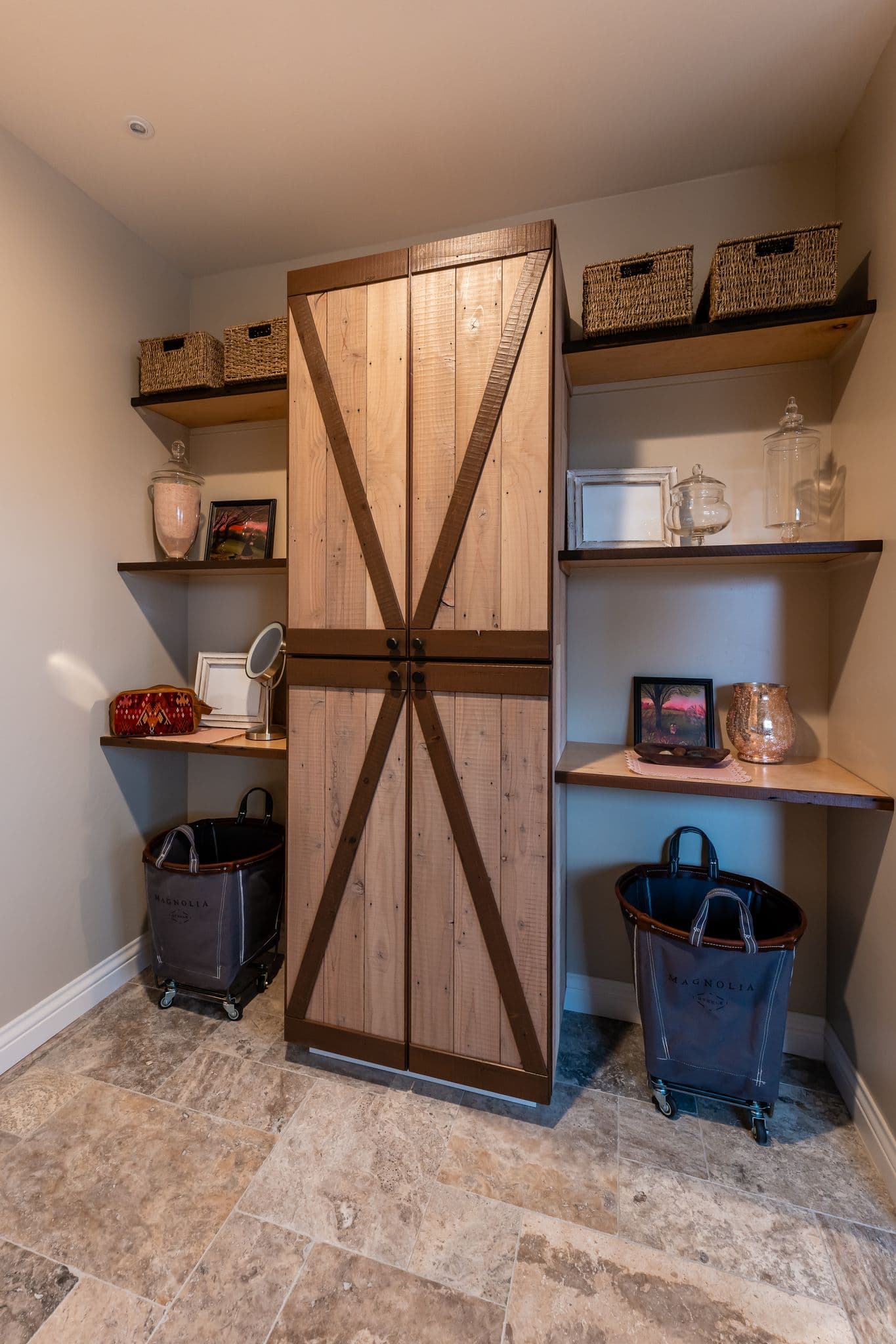 Laundry room storage